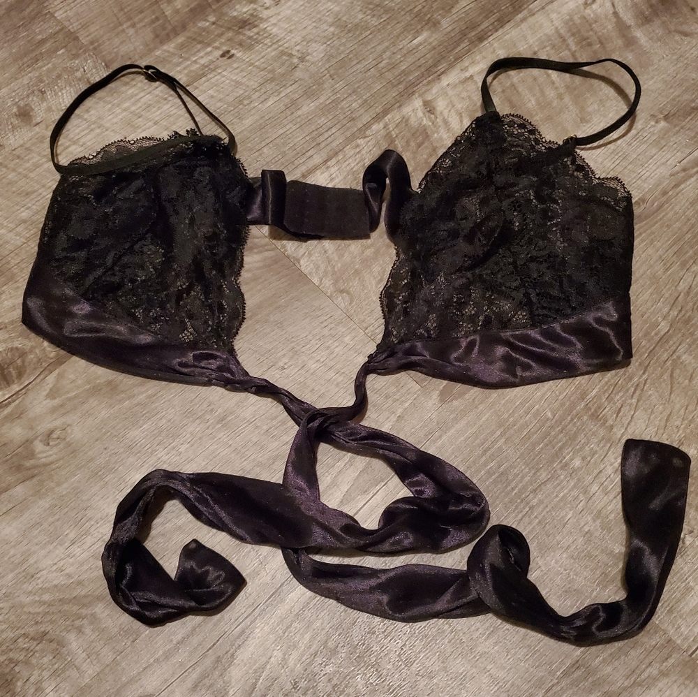 Lace bralette - Picture 3 of 3